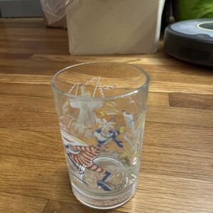 McDonalds Walt Disney World Remember The Magic 25th Anniversary GOOFY Glass